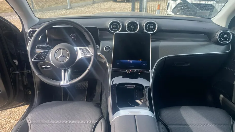MERCEDES-BENZ GLC -