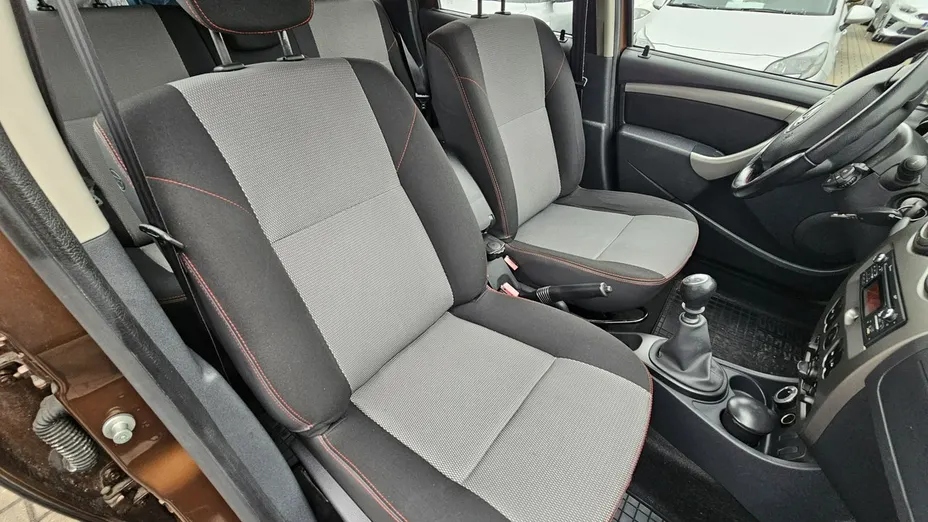 DACIA Duster -