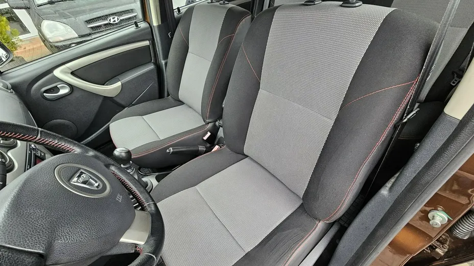 DACIA Duster -
