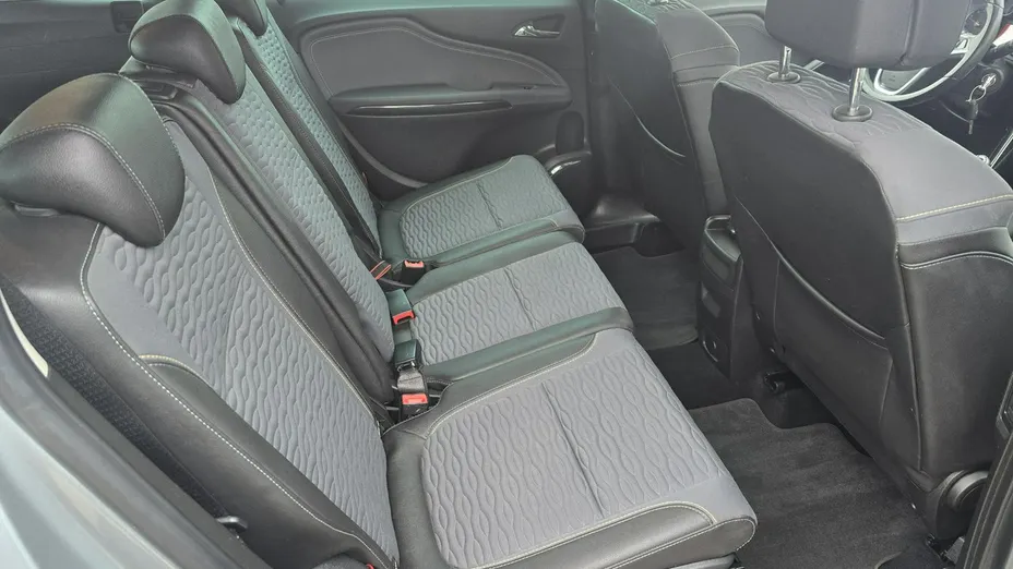 OPEL Zafira -