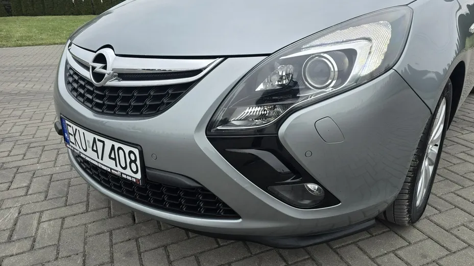 OPEL Zafira -