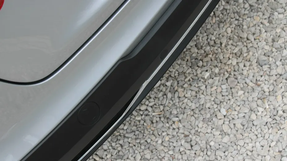 HYUNDAI i30 -