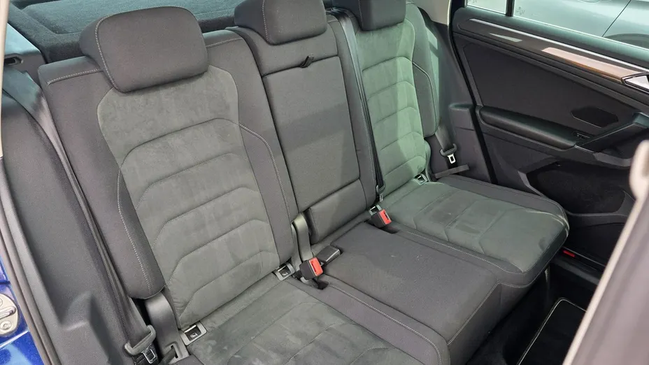 VOLKSWAGEN Tiguan -