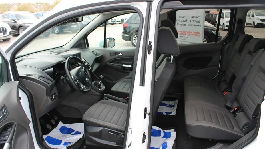 FORD Tourneo Connect -