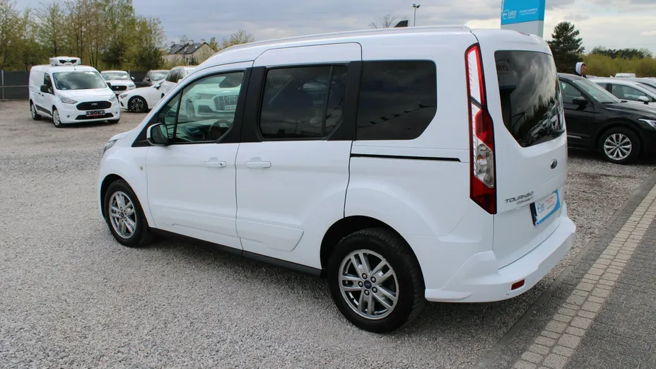 FORD Tourneo Connect -