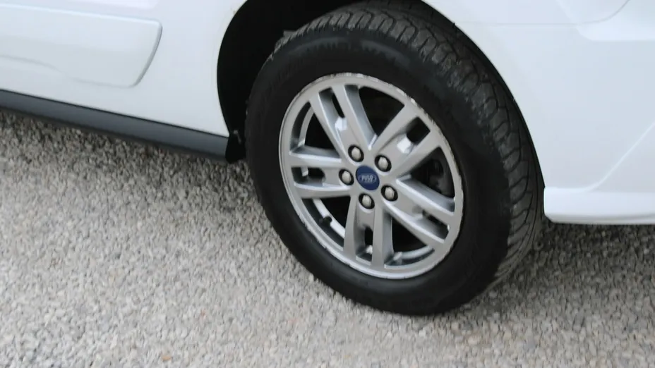 FORD Tourneo Connect -