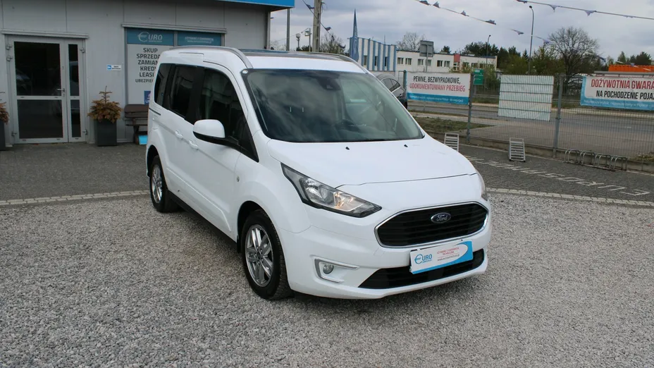 FORD Tourneo Connect -
