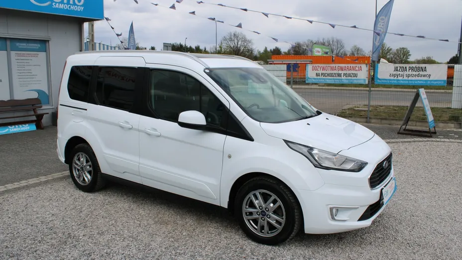 FORD Tourneo Connect -