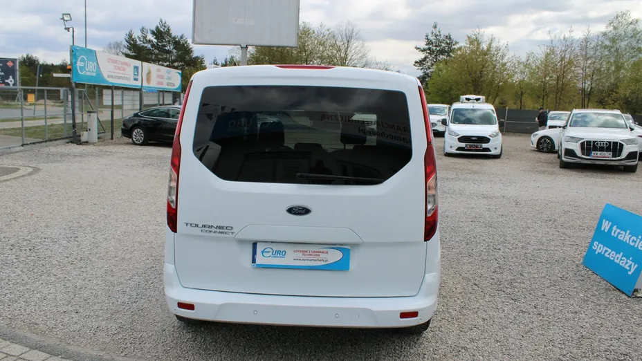 FORD Tourneo Connect -