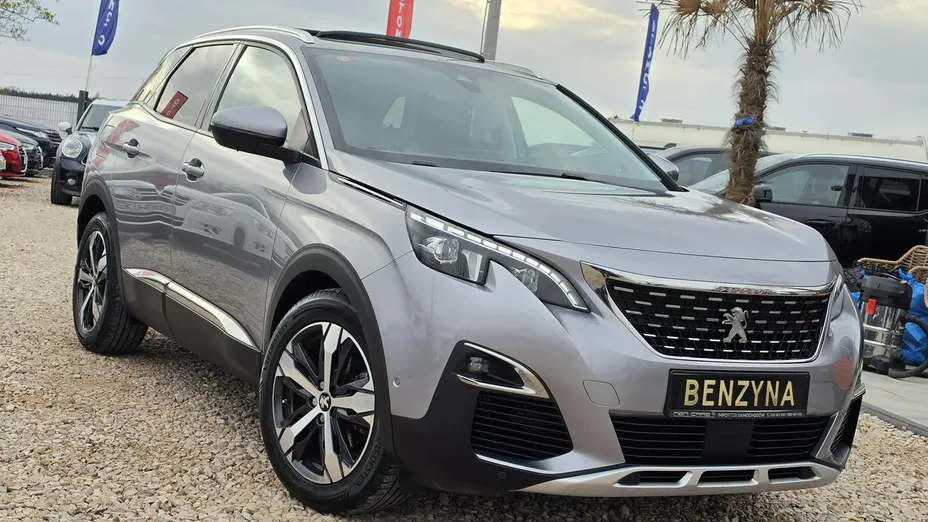 PEUGEOT 3008 -