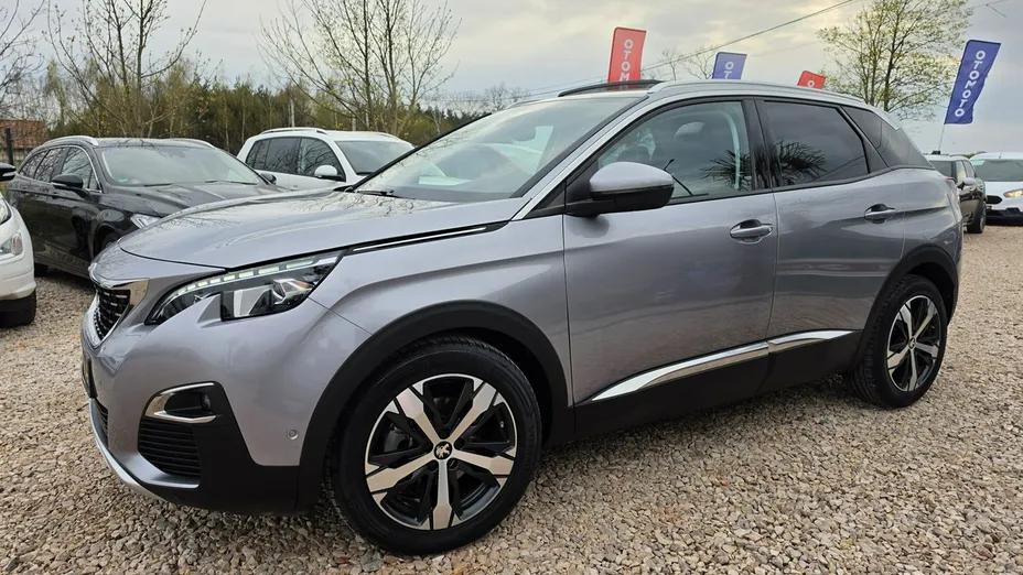 PEUGEOT 3008 -