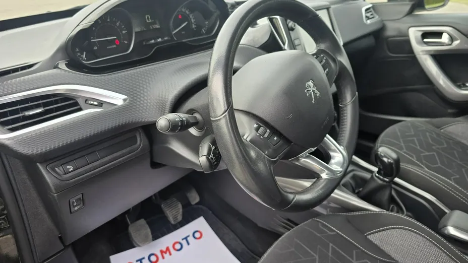 PEUGEOT 2008 -