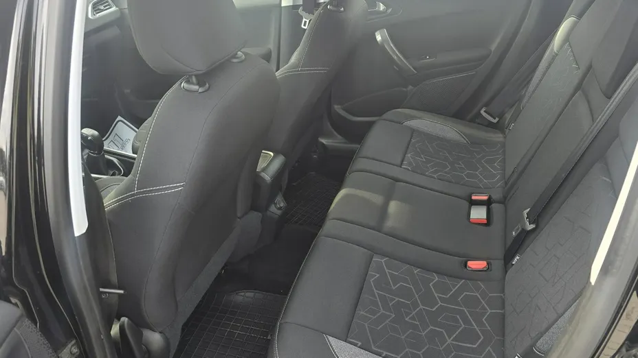 PEUGEOT 2008 -