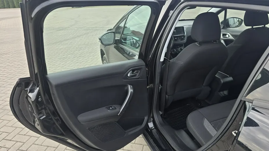 PEUGEOT 2008 -