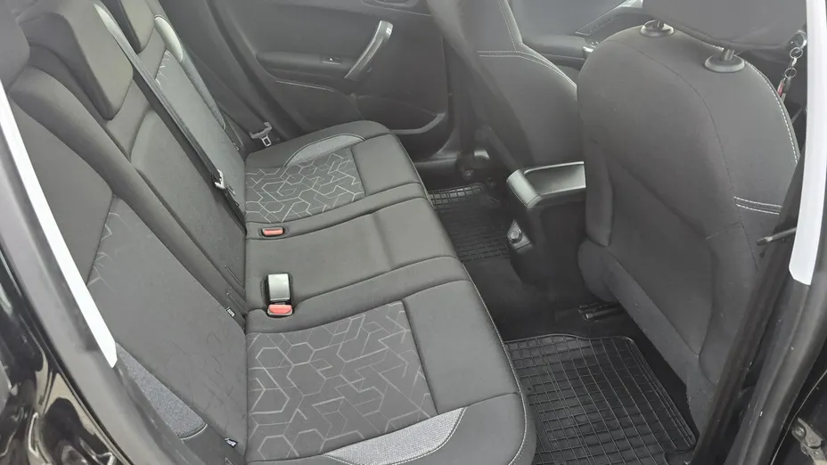 PEUGEOT 2008 -