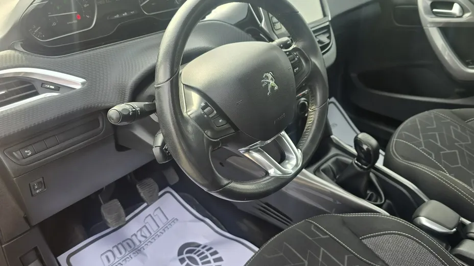 PEUGEOT 2008 -