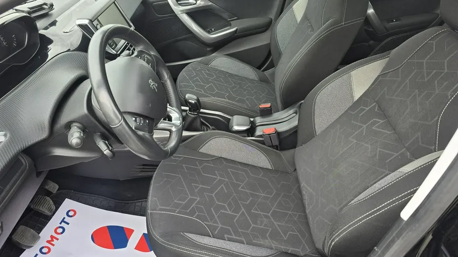 PEUGEOT 2008 -