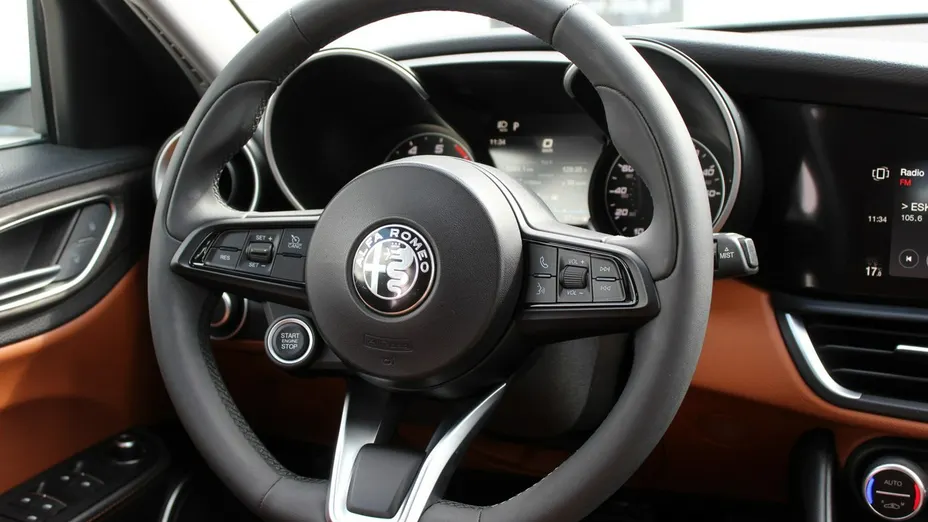 ALFA ROMEO Giulia -