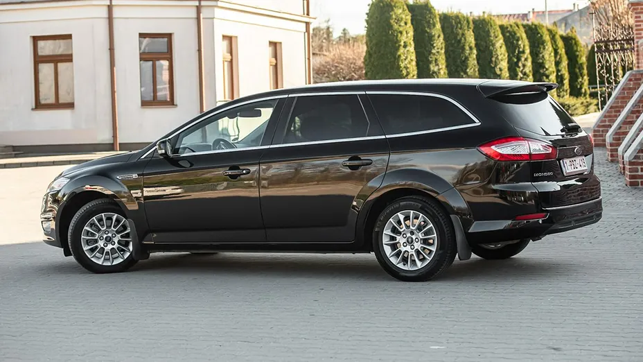 FORD Mondeo -