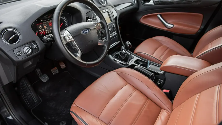FORD Mondeo -