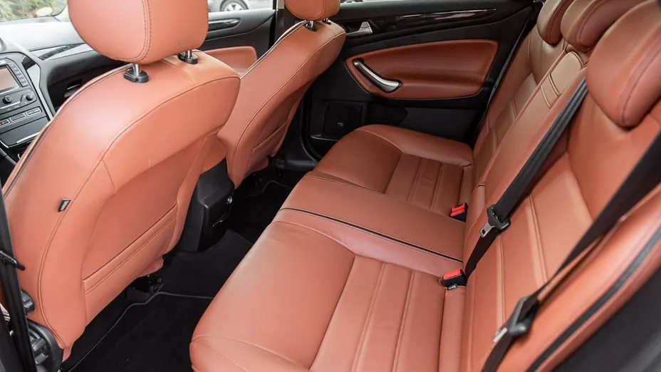 FORD Mondeo -