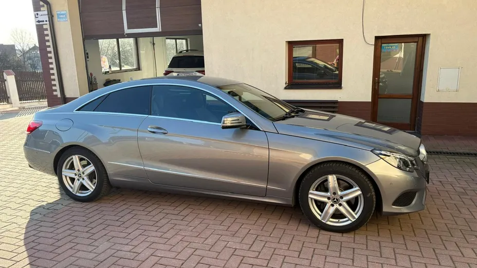 MERCEDES-BENZ E Klasa -