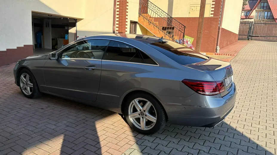 MERCEDES-BENZ E Klasa -