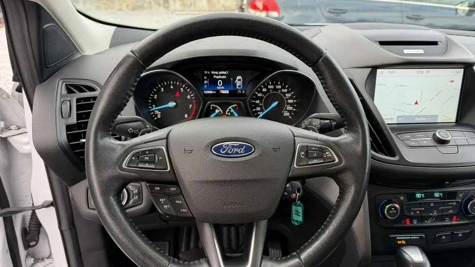 FORD Escape -
