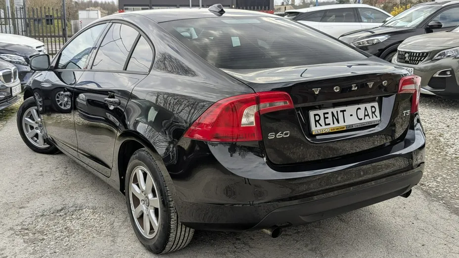 VOLVO S60 -