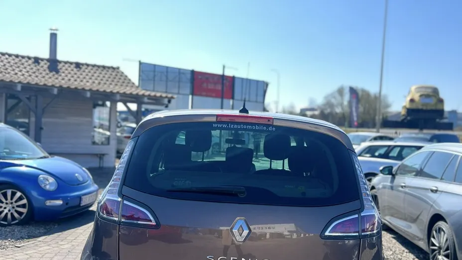 RENAULT Scenic -