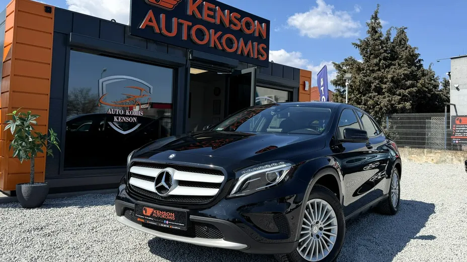 MERCEDES-BENZ GLA -