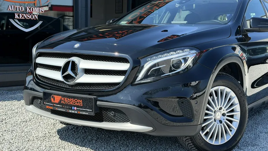 MERCEDES-BENZ GLA -