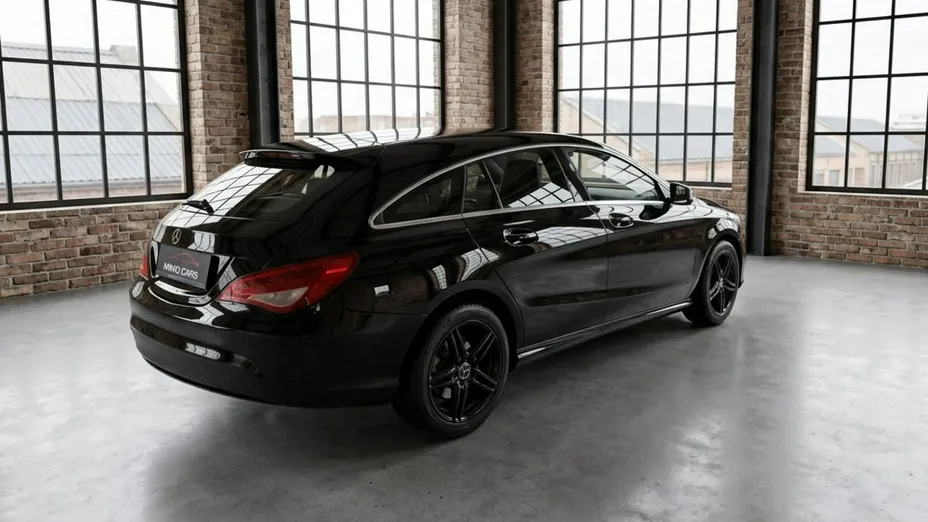 MERCEDES-BENZ CLA -