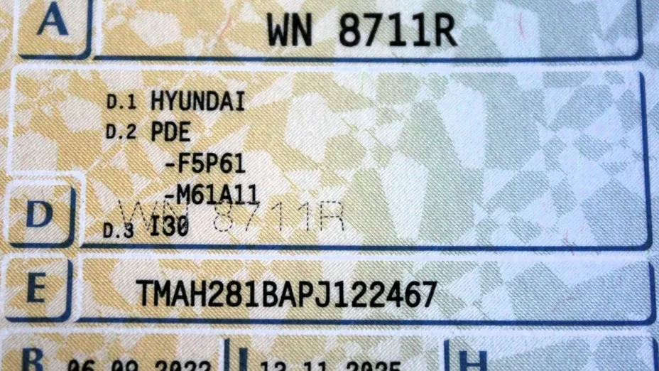 HYUNDAI i30 -