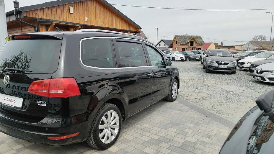 VOLKSWAGEN Sharan -