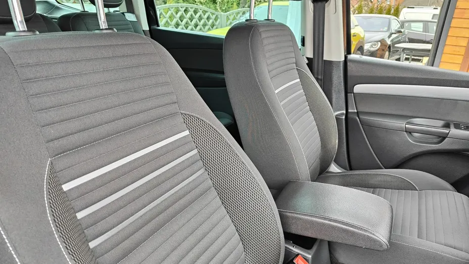 VOLKSWAGEN Sharan -