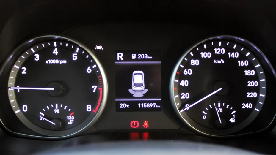 HYUNDAI i30 -