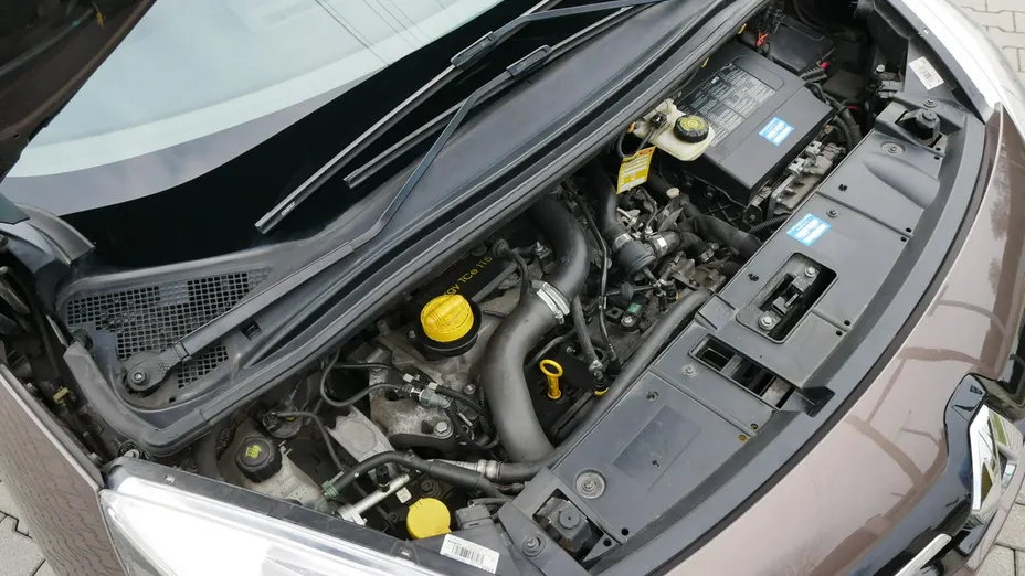 RENAULT Scenic -