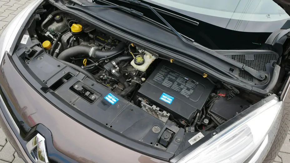 RENAULT Scenic -