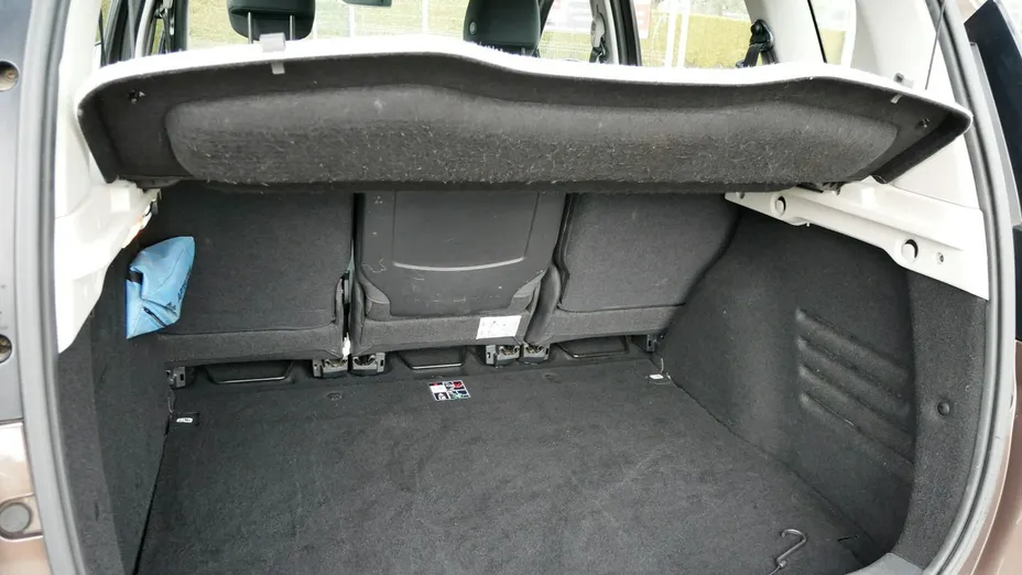 RENAULT Scenic -