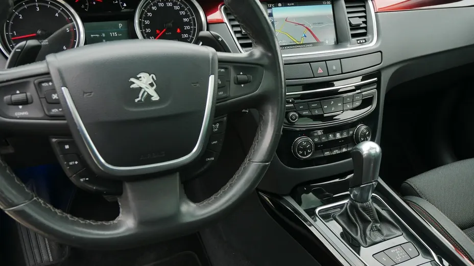 PEUGEOT 508 -