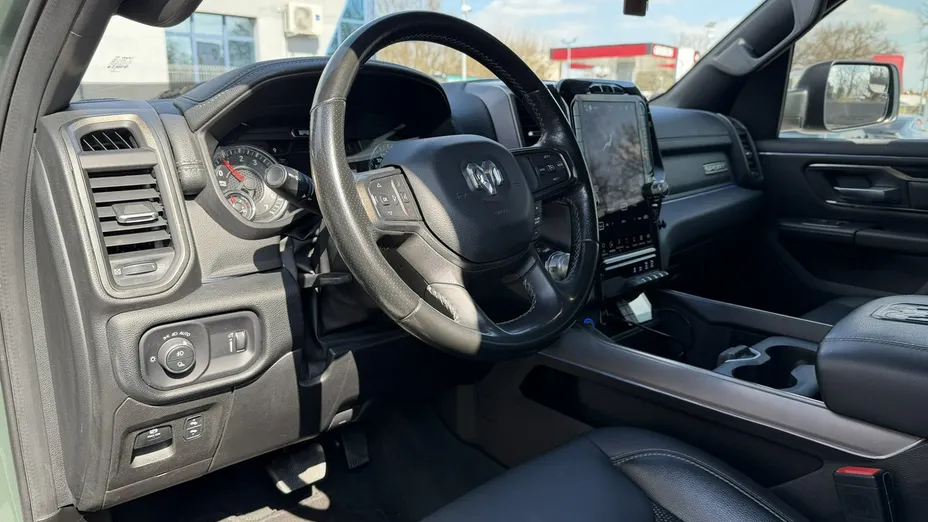 DODGE RAM -