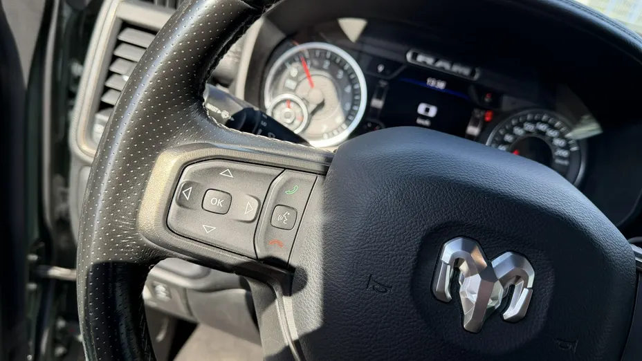 DODGE RAM -