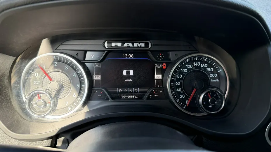 DODGE RAM -