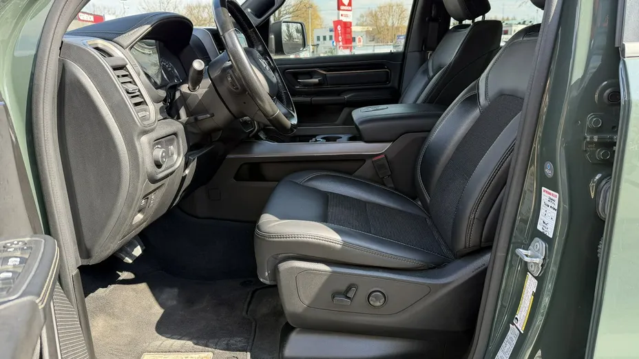DODGE RAM -