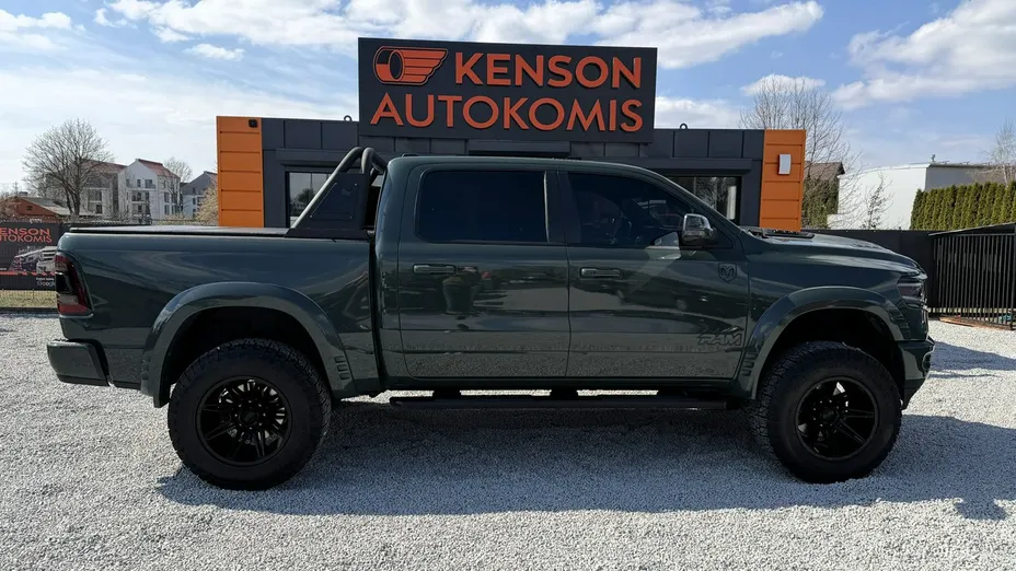 DODGE RAM -