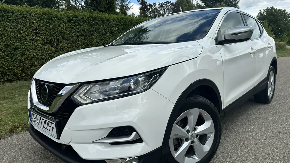 NISSAN Qashqai -