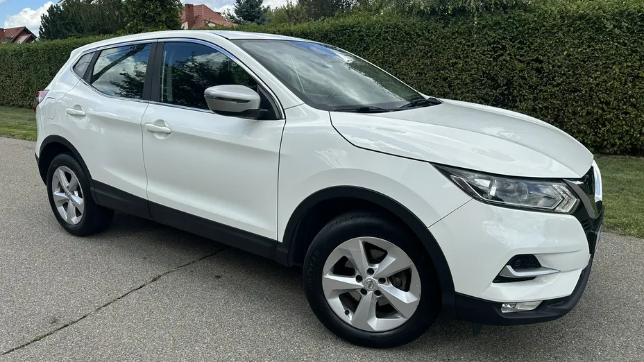 NISSAN Qashqai -