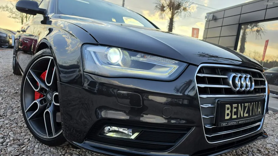 AUDI A4 -