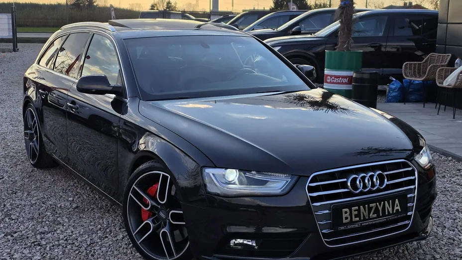 AUDI A4 -